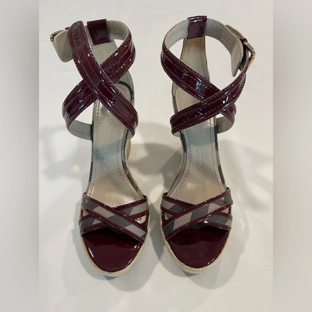 Burberry | Nova Check Espadrilles | 37 | Burgundy